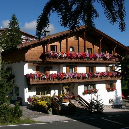 바디아 Garni Flurida B&B 외부 사진